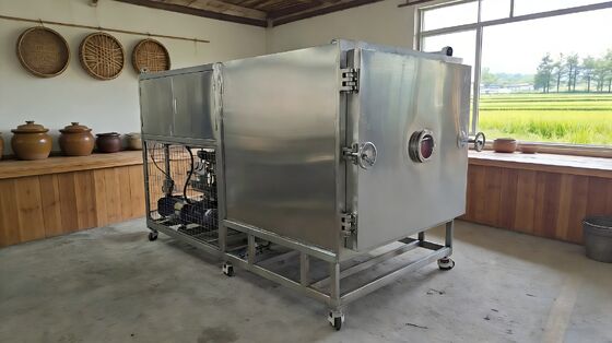 304 Secador industrial de congelación de acero inoxidable con sistema de calefacción eléctrica y unidad de refrigeración BITZER o Leybold para obtener resultados consistentes